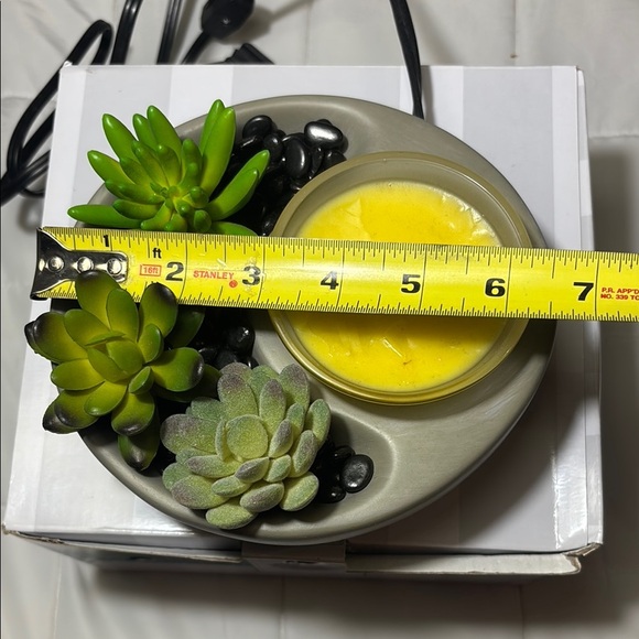 Scentsy Little Garden Warmer with Faux Succulent Accents - Picture 6 of 8